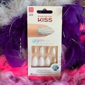 NIB 3/$20 Kiss Glam Fantasy Nails - Shooting Star